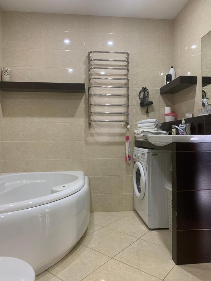 Great Apartment In The City Centre Iwano-Frankiwsk Exterior foto